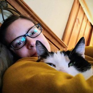 Meet your Posher, Abby